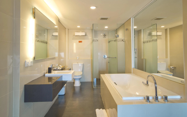 J4 Hotels Legian