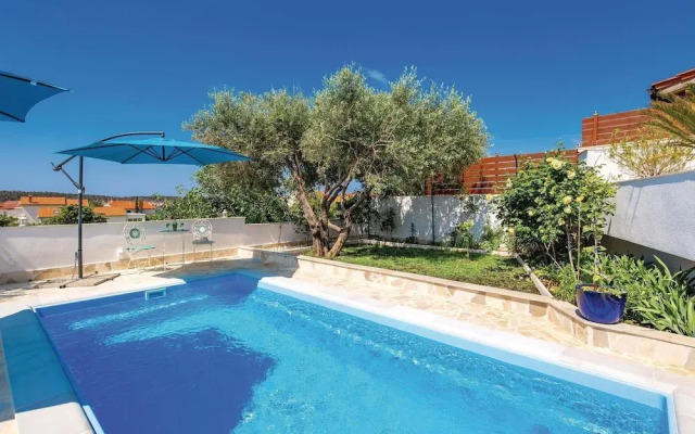 Nice Home in Barbat With Wifi and 3 Bedrooms