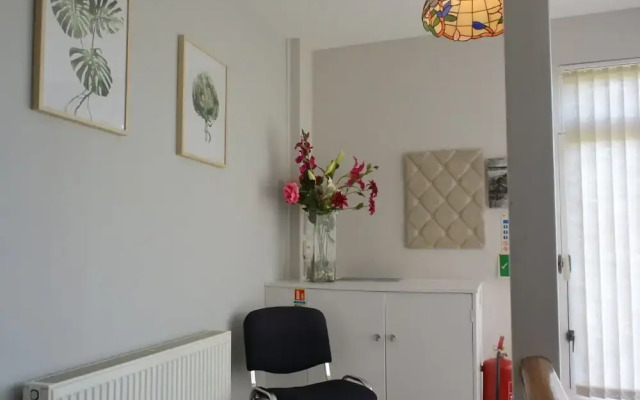 The Largo Road Residence