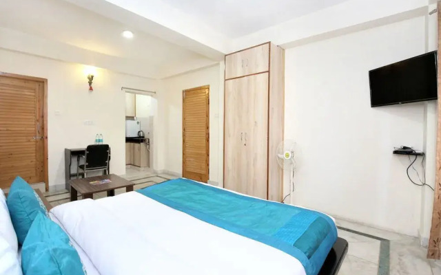 Oyo 11584 Home Modern Studio Apartment