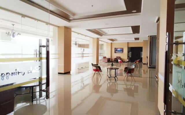 Simple And Comfortable Living Studio At Bale Hinggil Apartment