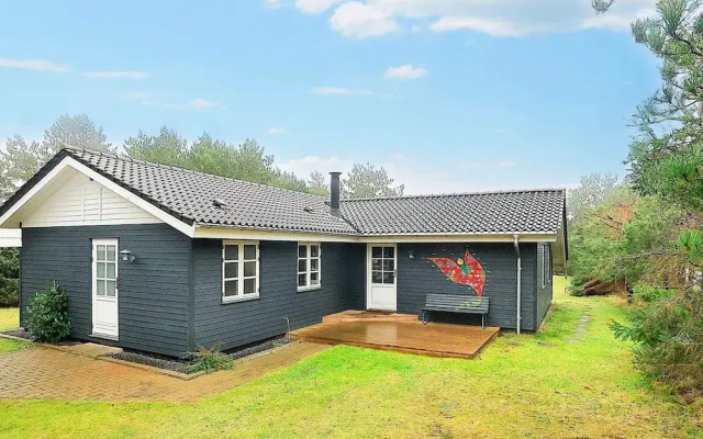 7 Person Holiday Home in Hals
