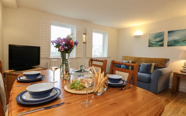 Harbour House Apartment