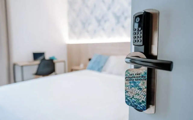 Sweet Lloret Suites