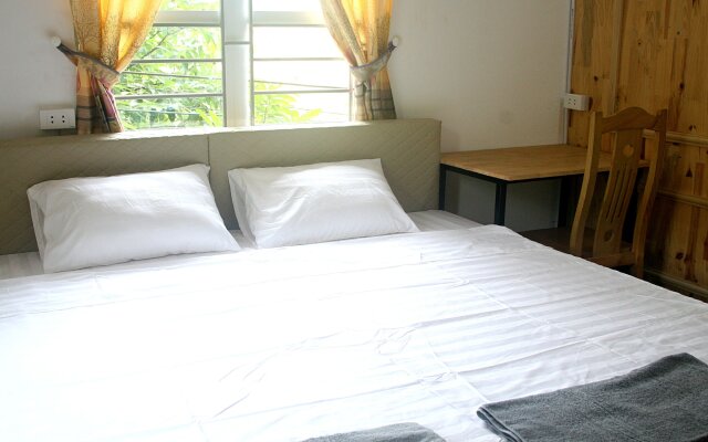 Ha Giang Creekside Homestay & Hostel