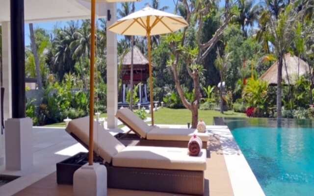 Segara Bayu Villa