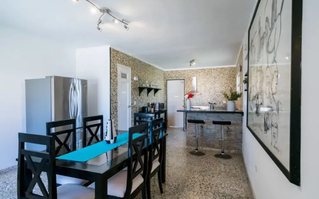 Ocean Breeze & Suites