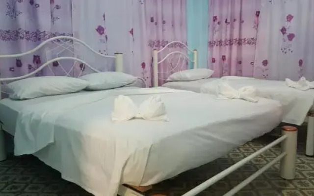 Leidys and Friends Rooms