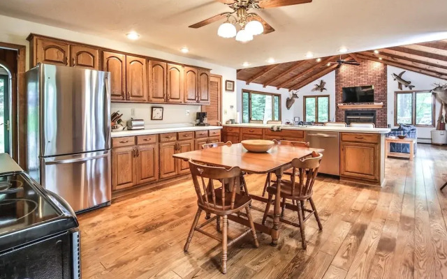 Porcupine Point - 4 Br Home