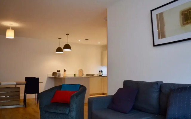 Modern and Stylish 2 Bedroom Apartment in Manchester