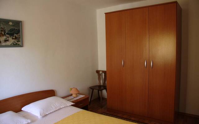 Apartment Nadica - free parking A1 Nin, Zadar riviera