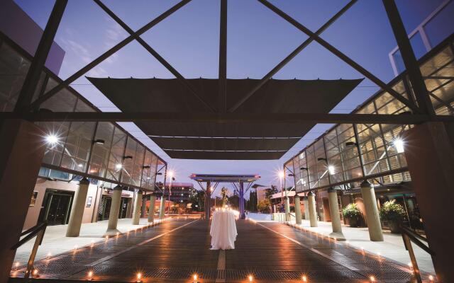 DoubleTree by Hilton Darwin Esplanade