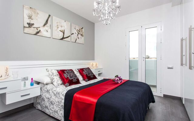Coral Bay Beachfront Apartment by Vacanzy Collection