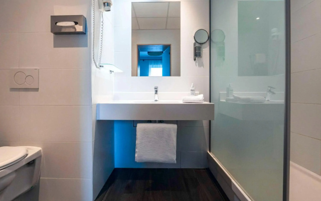 Ibis Styles Charleroi Airport Aero44