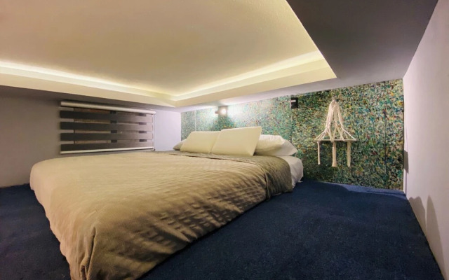 Mintaka Hotel Eco Plastico