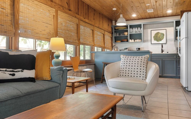 Waterlily Serenity - 2 Bedroom-Creekside