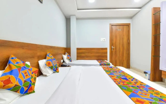 Hotel Raghumani Palace