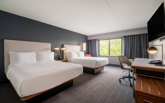 Courtyard by Marriott Columbus Airport