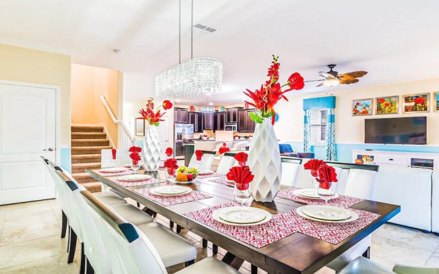 Exclusive Resort Home w Hot Tub, Near Theme Parks