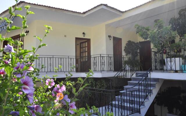 Fountas Studios