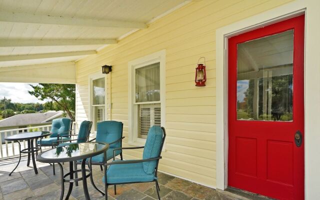 The Wayward Traveler's Inn