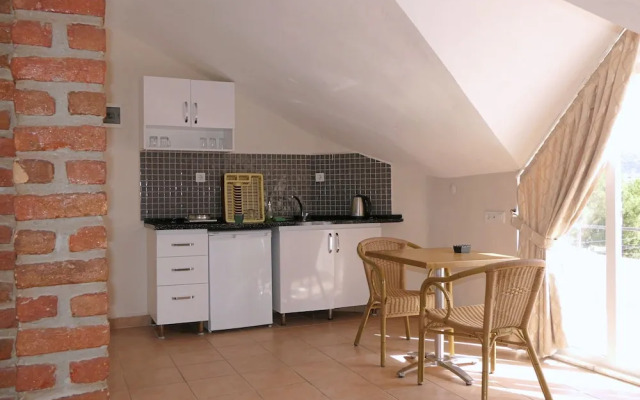Selenya Apart Hotel