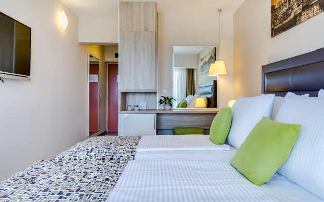 Hotel Pinija