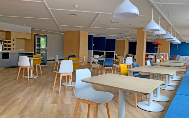 Holiday Inn Express Shanghai Jiading New City by IHG