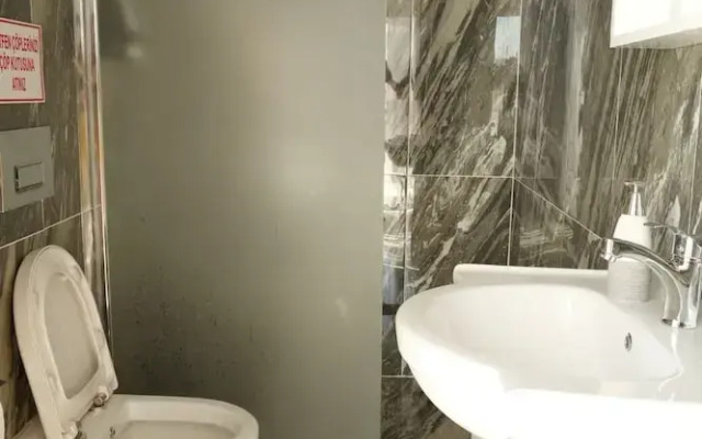 Li̇mon Otel Kiyiköy