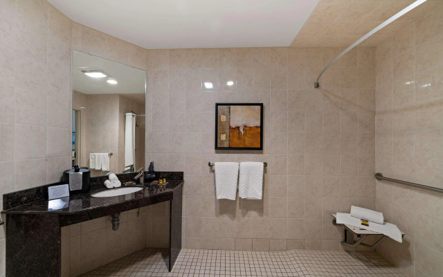 Best Western Plus Orangeville Inn & Suites