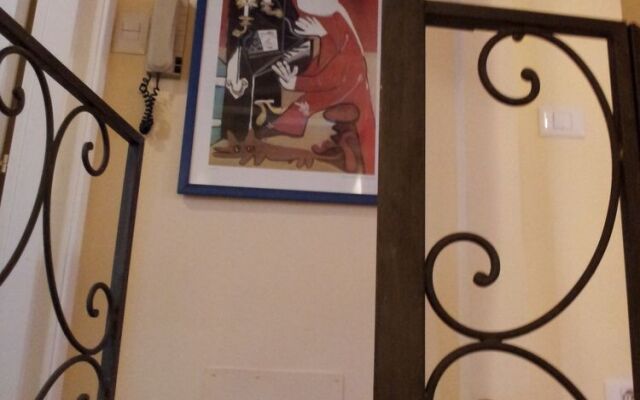 Monna Lisa Apartment