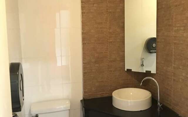 Paradise Inn Chonburi - Adults Only