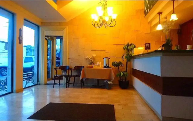 Hotel Royal Inn