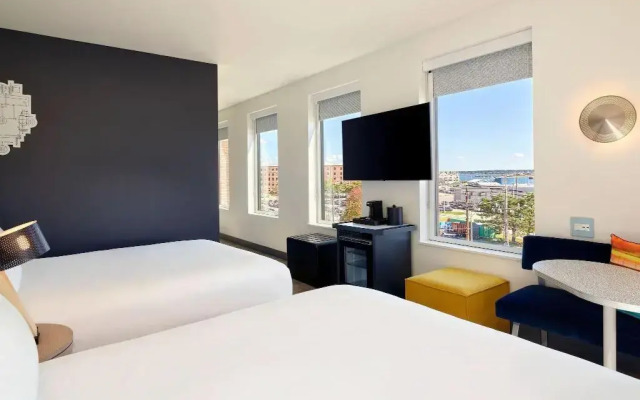Aloft Portland Downtown Waterfront ME