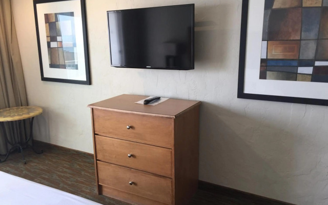 Surfer Beach Hotel