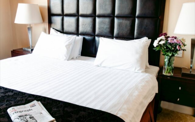 Clayton Lodge Hotel
