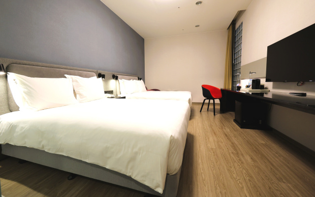 Holiday Inn Express Taichung Park by IHG