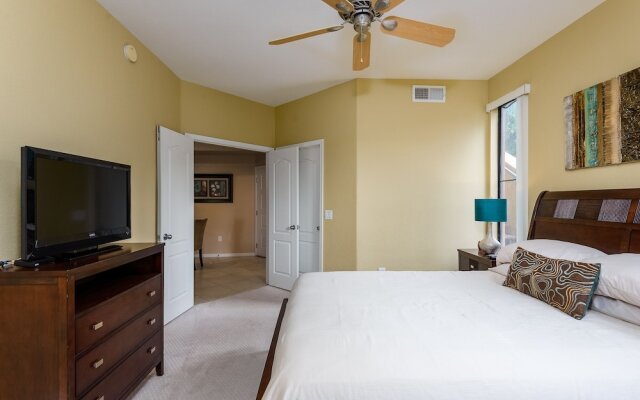 Scottsdale 2 Bedroom Condo by RedAwning