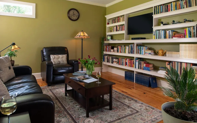 Arcady Vineyard Bed & Breakfast