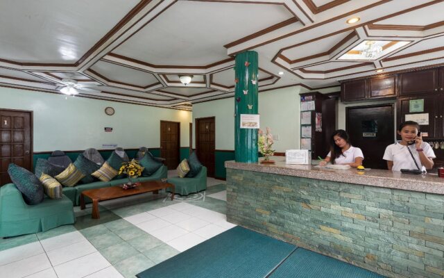 Cool Breeze Hotel and Villas