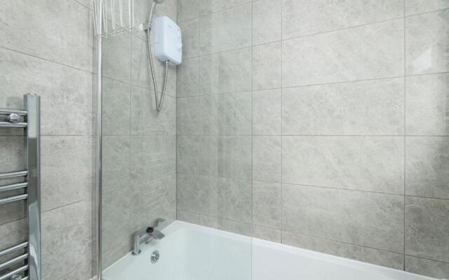 2BD Holiday Apartment in the Heart of Shaldon
