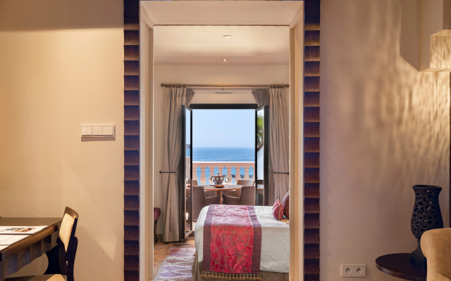 Tiara Miramar Beach Resort