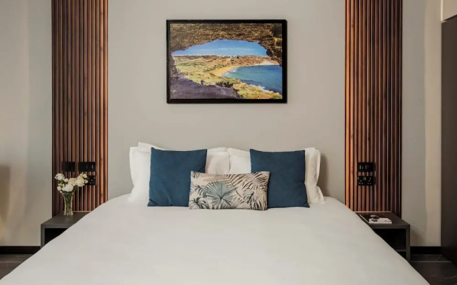 Isabella Suites