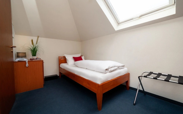 Hotel Omega