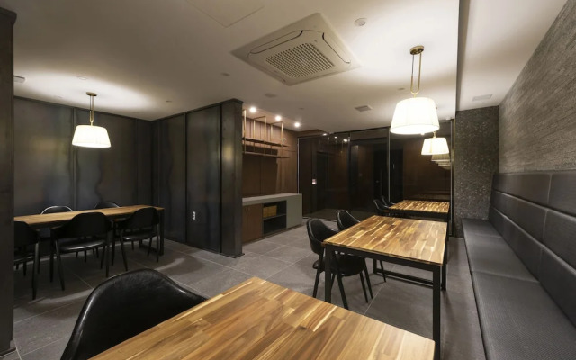 Busan Gupo Brown Dot