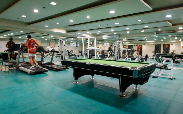 Regency Grand Suites