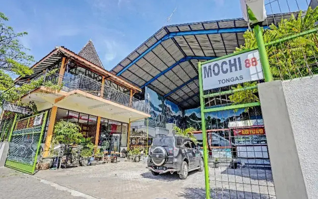 SPOT ON 90943 Mochi 88 Homestay