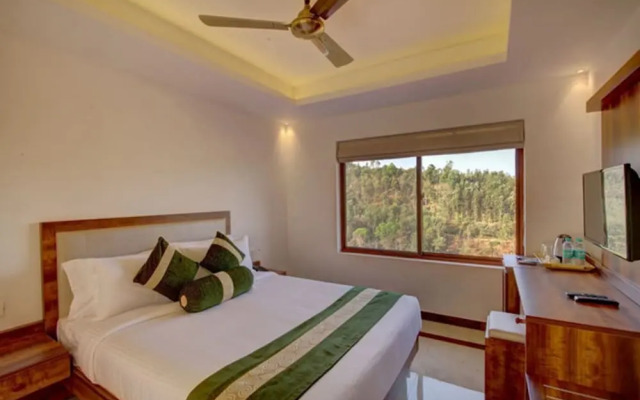 Contour Island Resort and Spa