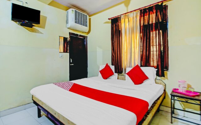 OYO 79416 Hotel Maharani Residency