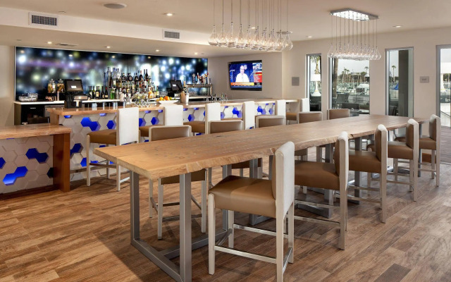 Marina del Rey Hotel